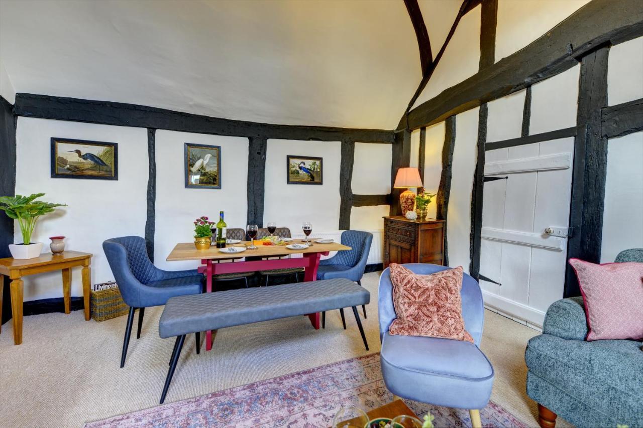 Loft Cottage By Spa Town Property - 2 Bed Tudor Retreat Near To Stratford-Upon-Avon, Warwick & Solihull Exterior foto